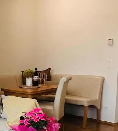 Wohnen Bei Frau Tinz - - Bahnhof- Und Zentrumsnaehe 노인키르헨