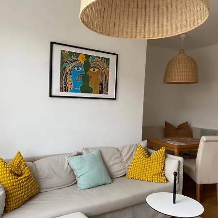 Wohnen Bei Frau Tinz - - Bahnhof- Und Zentrumsnaehe アパート *