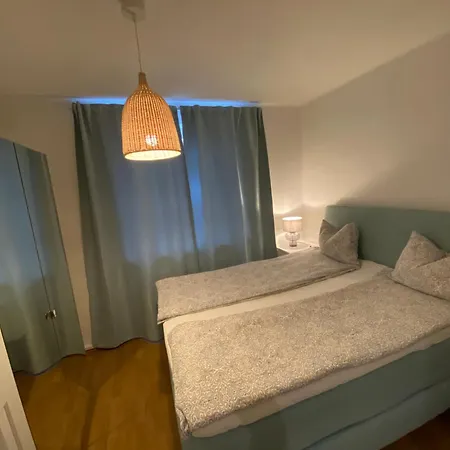 Apartment Wohnen Bei Frau Tinz - - Bahnhof- Und Zentrumsnaehe *