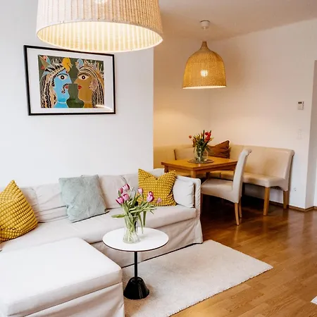 Apartment Wohnen Bei Frau Tinz - - Bahnhof- Und Zentrumsnaehe *