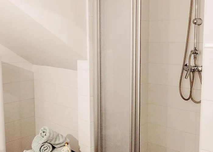 Wohnen Bei Frau Tinz - - Bahnhof- Und Zentrumsnaehe