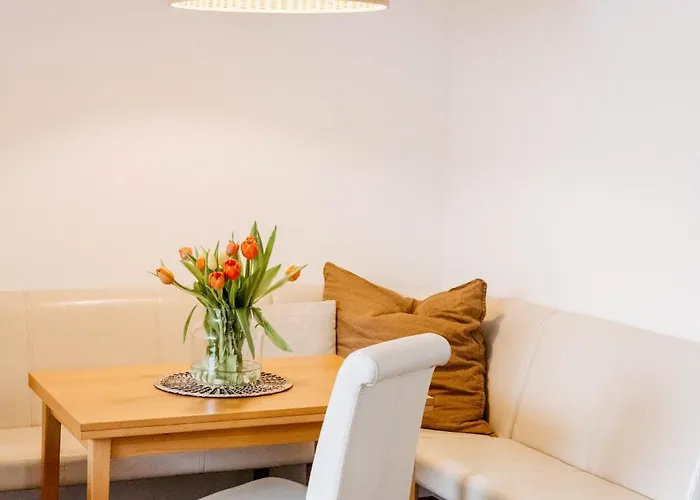 アパート Wohnen Bei Frau Tinz - - Bahnhof- Und Zentrumsnaehe ノインキルヒェン